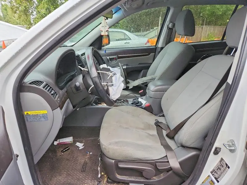2012 HYUNDAI SANTA FE GLS  