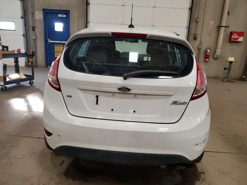 2016 FORD FIESTA SE  
