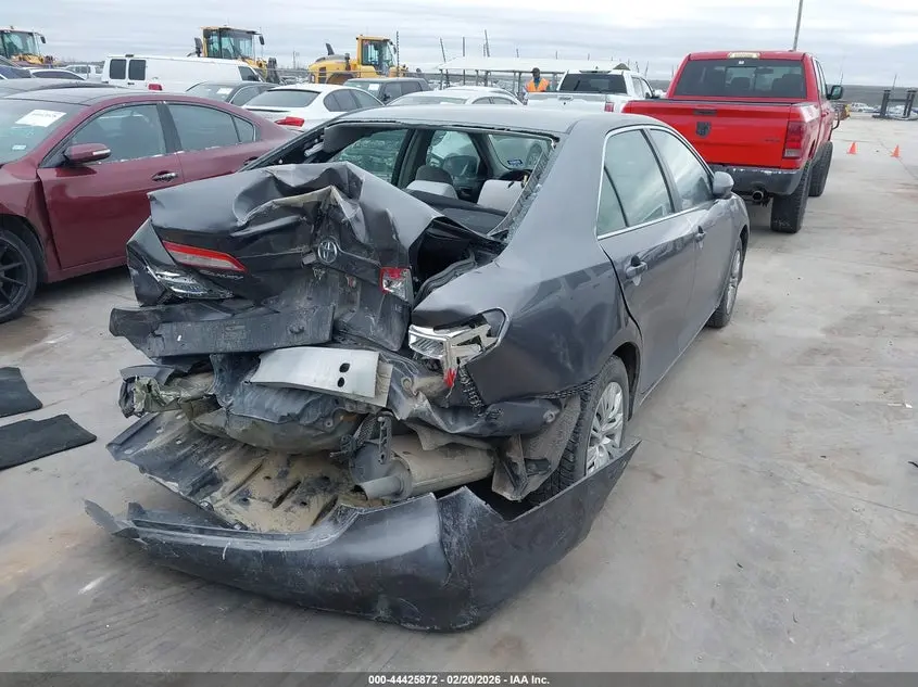 2014 TOYOTA CAMRY LE