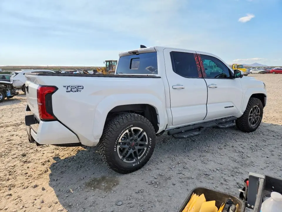 2025 TOYOTA TACOMA TRD SPORT  