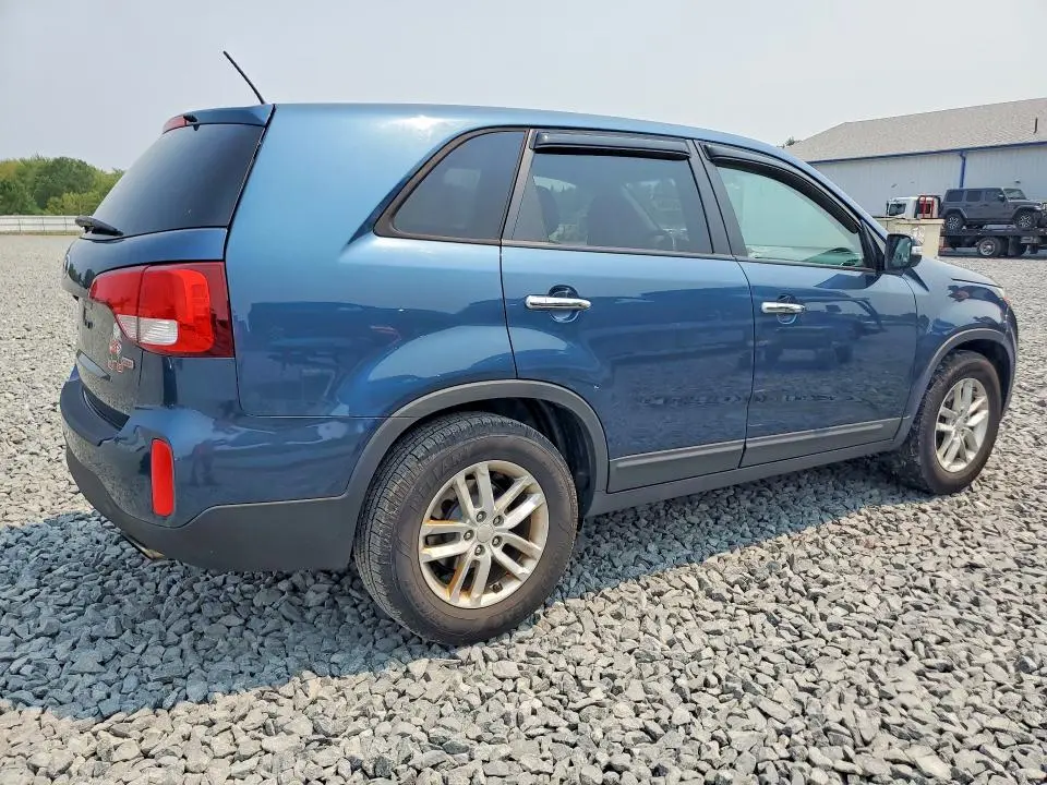 2014 KIA SORENTO LX  