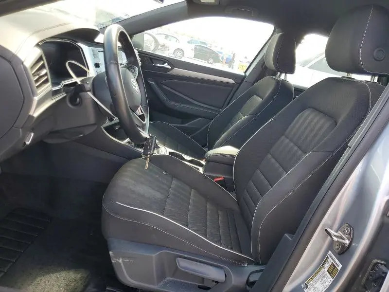 2024 VOLKSWAGEN JETTA SPORT  