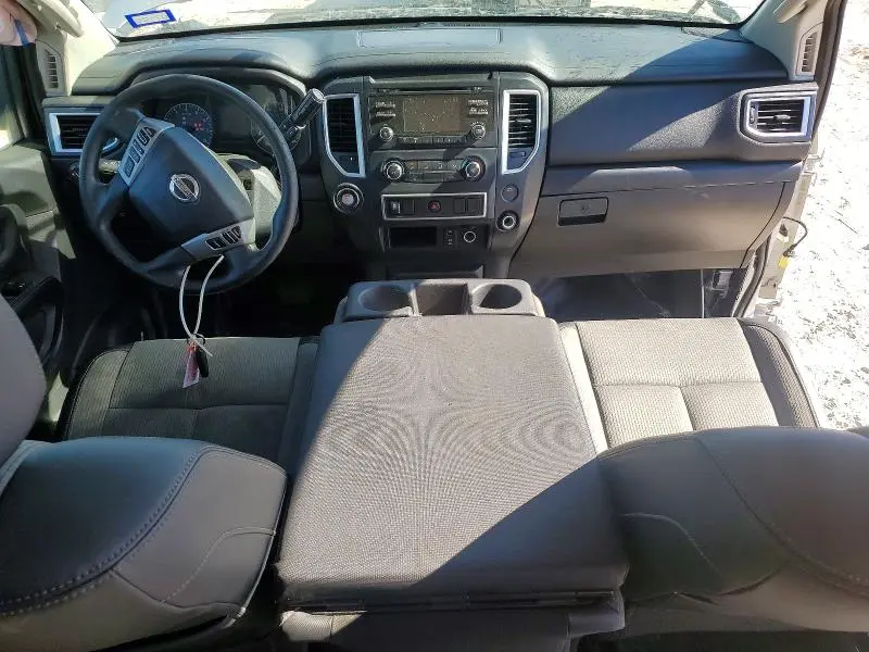 2018 NISSAN TITAN S  