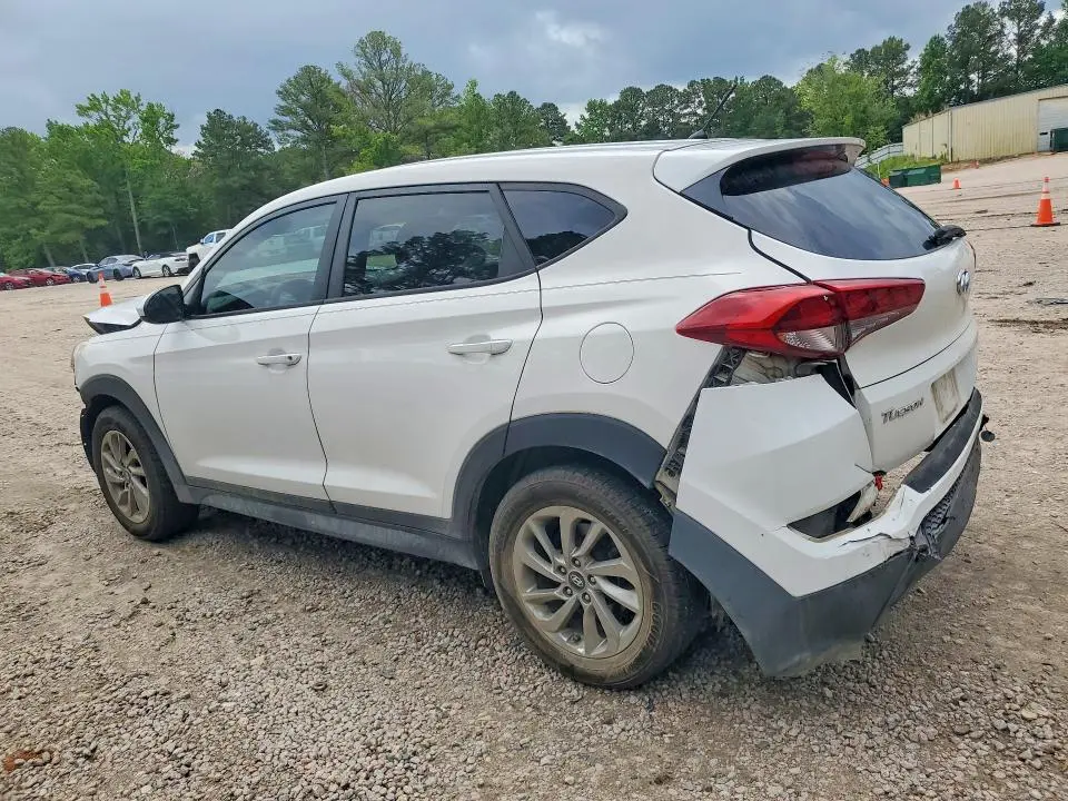 2018 HYUNDAI TUCSON SE  