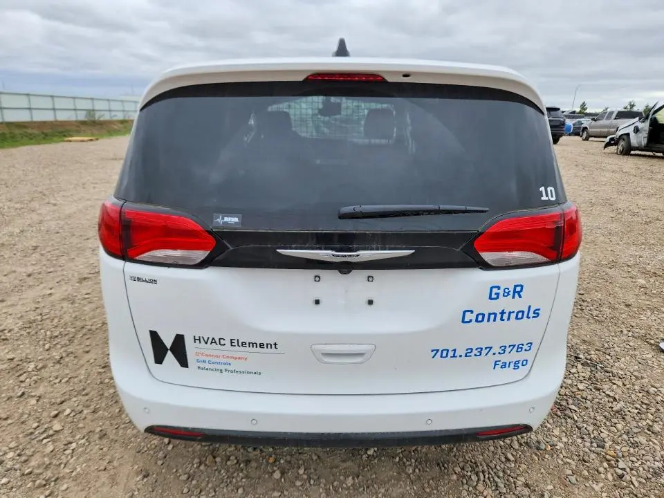 2026 CHRYSLER VOYAGER LX  