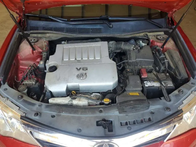 2012 TOYOTA CAMRY XLE V6  