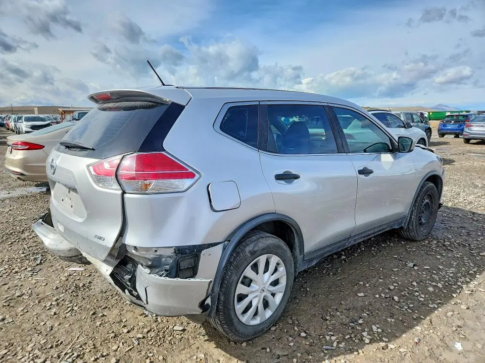 2016 NISSAN ROGUE S  