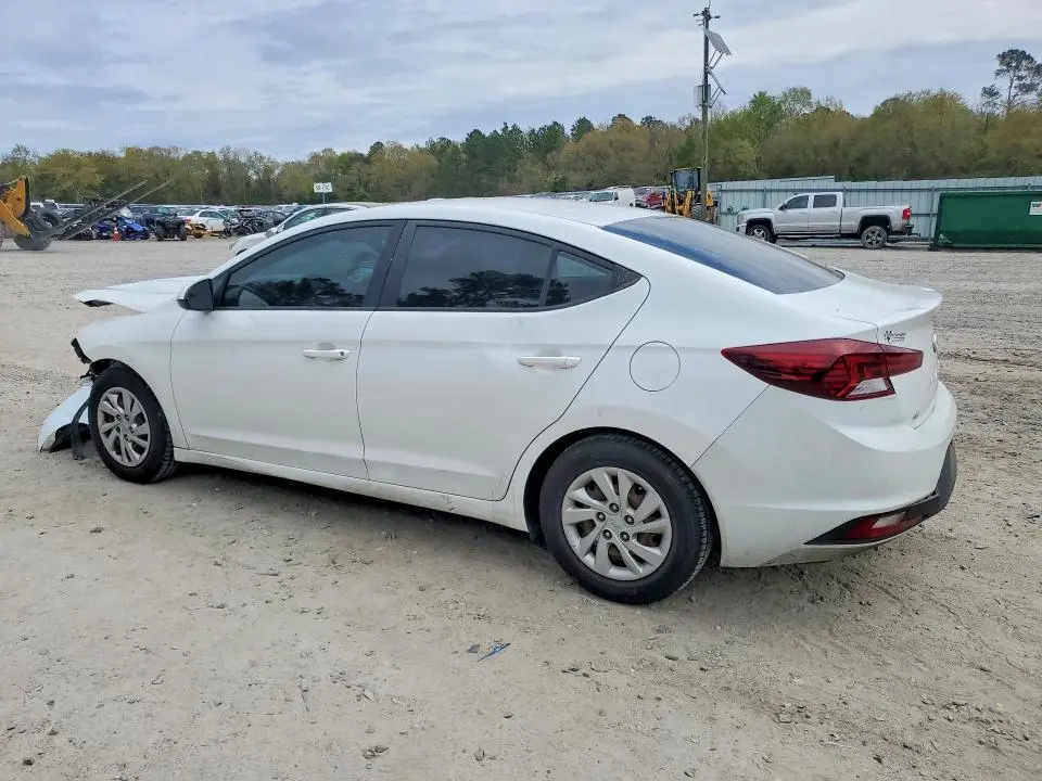 2019 HYUNDAI ELANTRA SE  