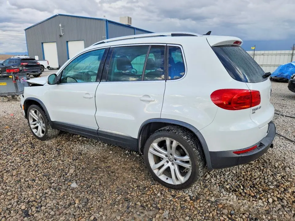 2016 VOLKSWAGEN TIGUAN S  