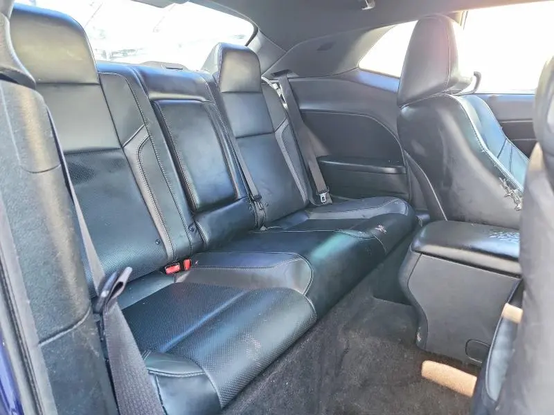 2015 DODGE CHALLENGER SXT PLUS  