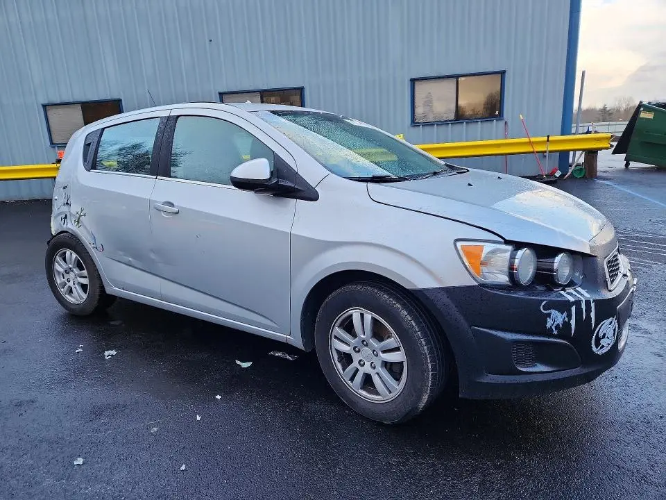 2013 CHEVROLET SONIC LT  