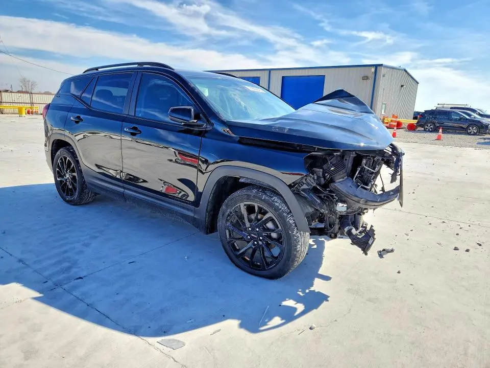 2023 GMC TERRAIN SLE  