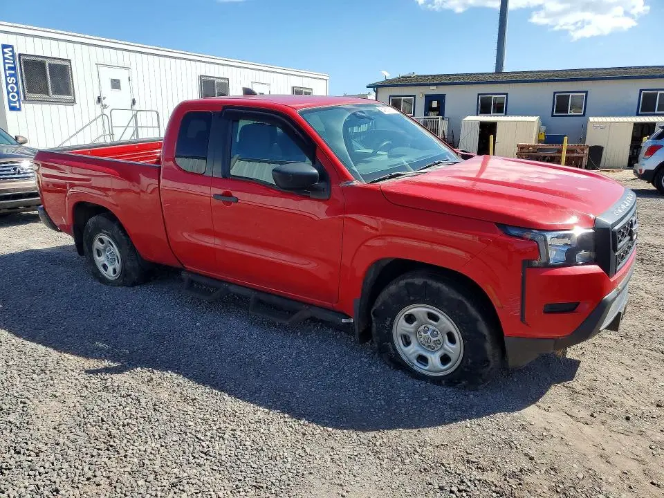 2022 NISSAN FRONTIER S  
