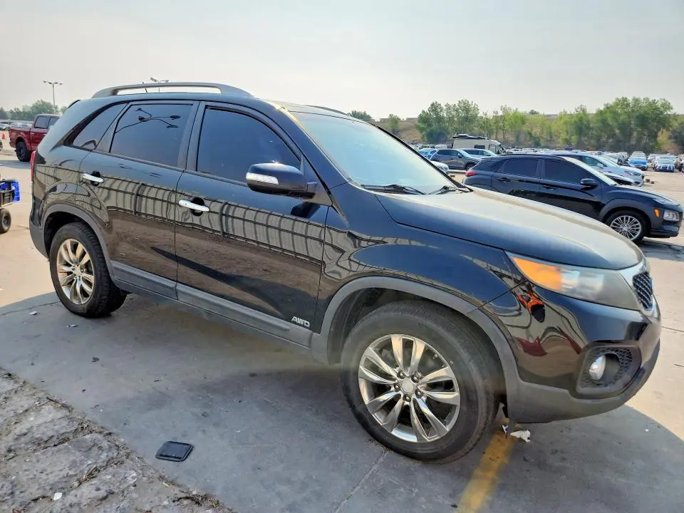 2011 KIA SORENTO EX  