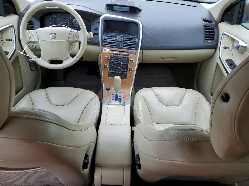 2010 VOLVO XC60 3.2  