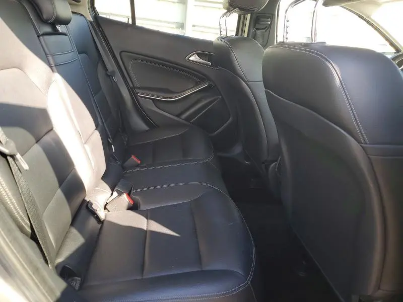 2015 MERCEDES-BENZ GLA 250 4MATIC  