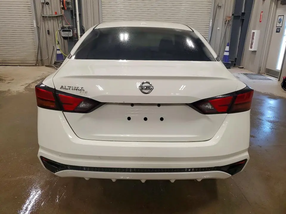 2019 NISSAN ALTIMA S  
