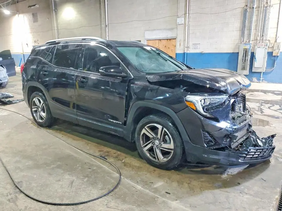 2018 GMC TERRAIN SLT  