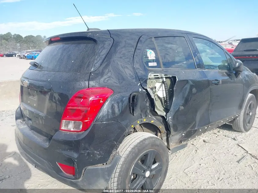 2021 CHEVROLET TRAX AWD LS