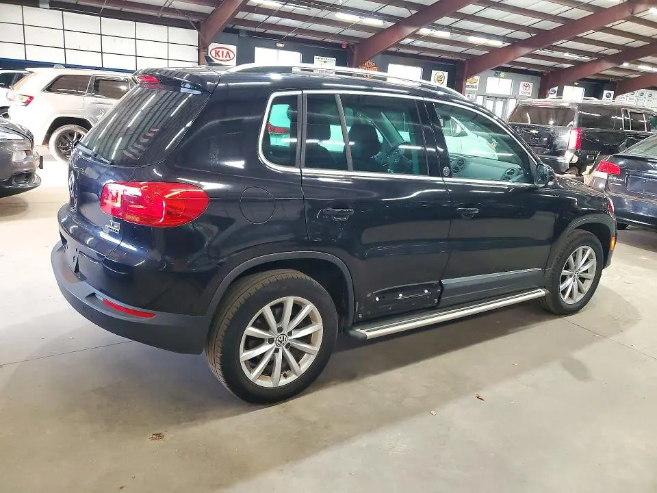 2017 VOLKSWAGEN TIGUAN WOLFSBURG  