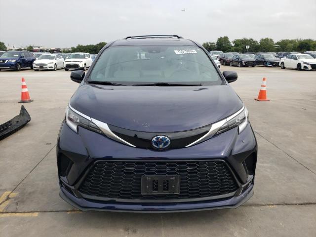 2023 TOYOTA SIENNA XSE