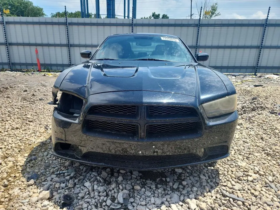 2012 DODGE CHARGER SE  