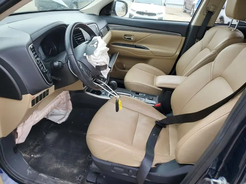 2019 MITSUBISHI OUTLANDER SE  