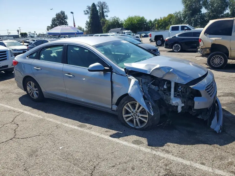 2017 HYUNDAI SONATA SE  