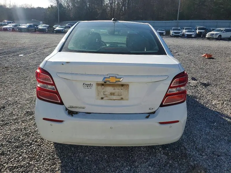 2017 CHEVROLET SONIC LT  