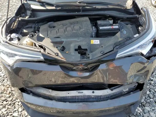 2019 TOYOTA C-HR XLE  