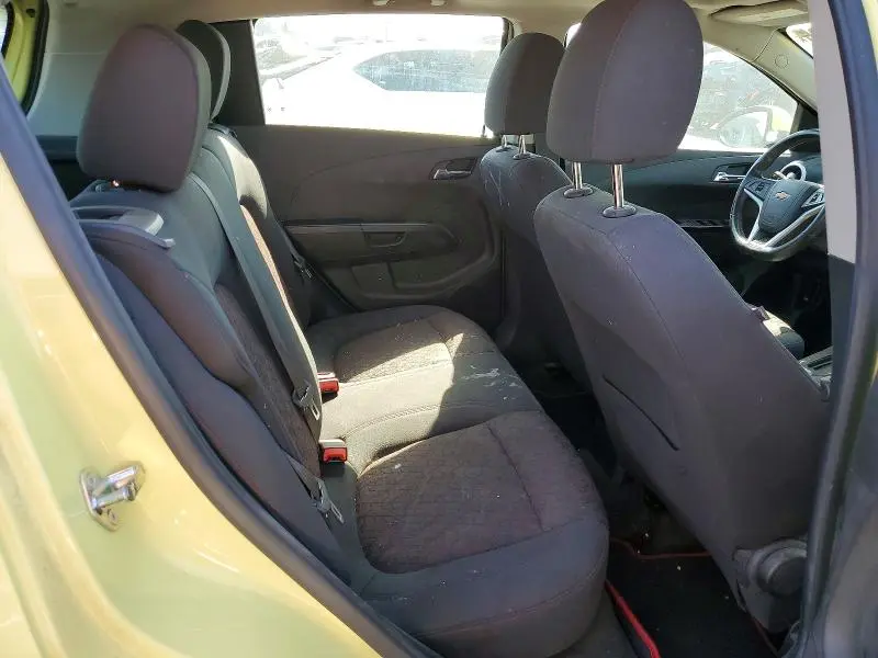 2017 CHEVROLET SONIC LT  
