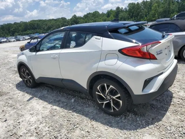 2020 TOYOTA C-HR XLE  