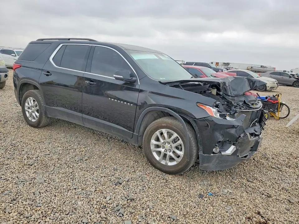 2021 CHEVROLET TRAVERSE LT  