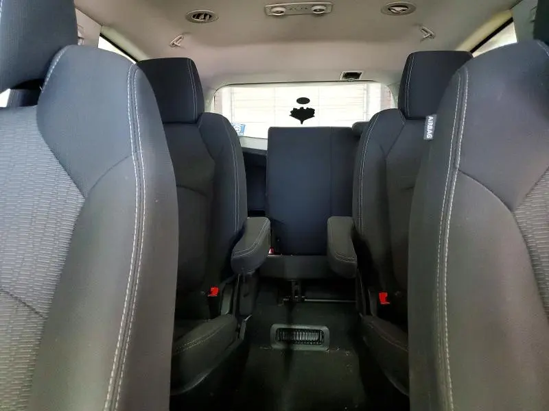 2013 CHEVROLET TRAVERSE LT  