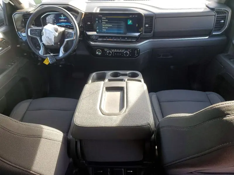 2023 CHEVROLET SILVERADO K1500 LT  
