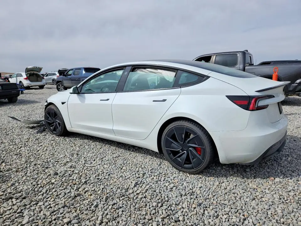 2024 TESLA MODEL 3   