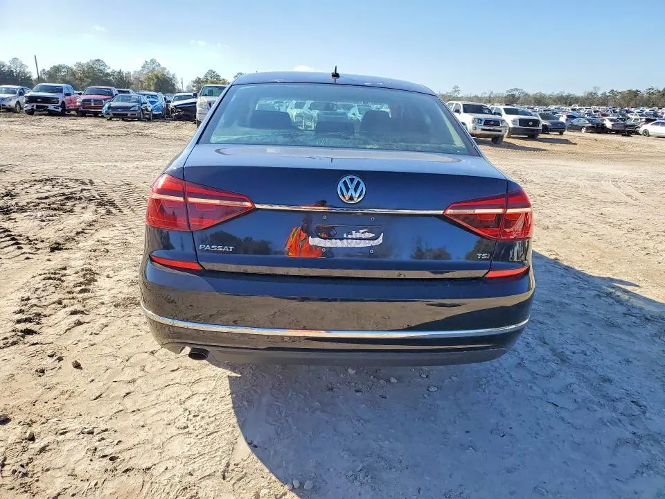 2017 VOLKSWAGEN PASSAT S  