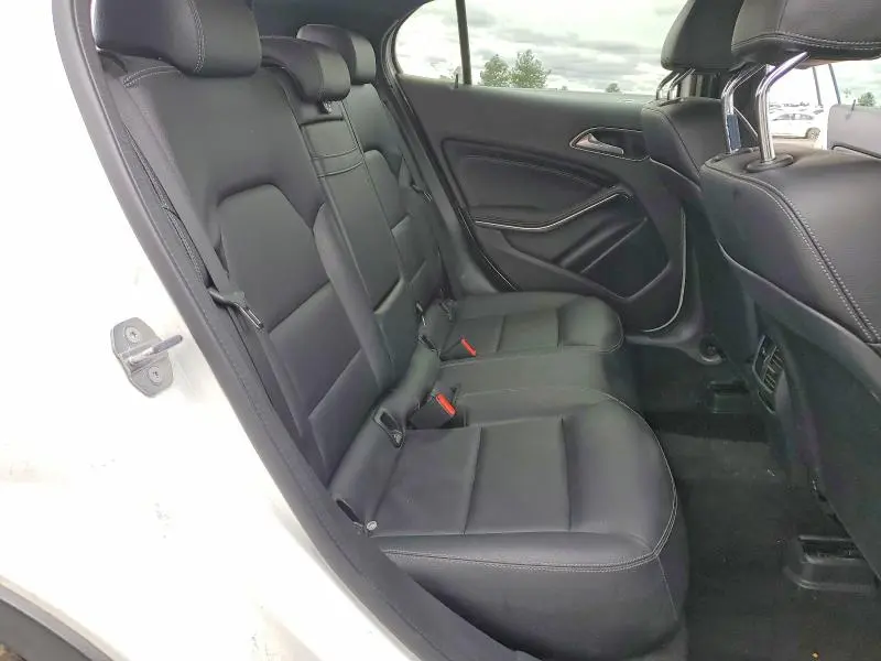 2020 MERCEDES-BENZ GLA 250 4MATIC  
