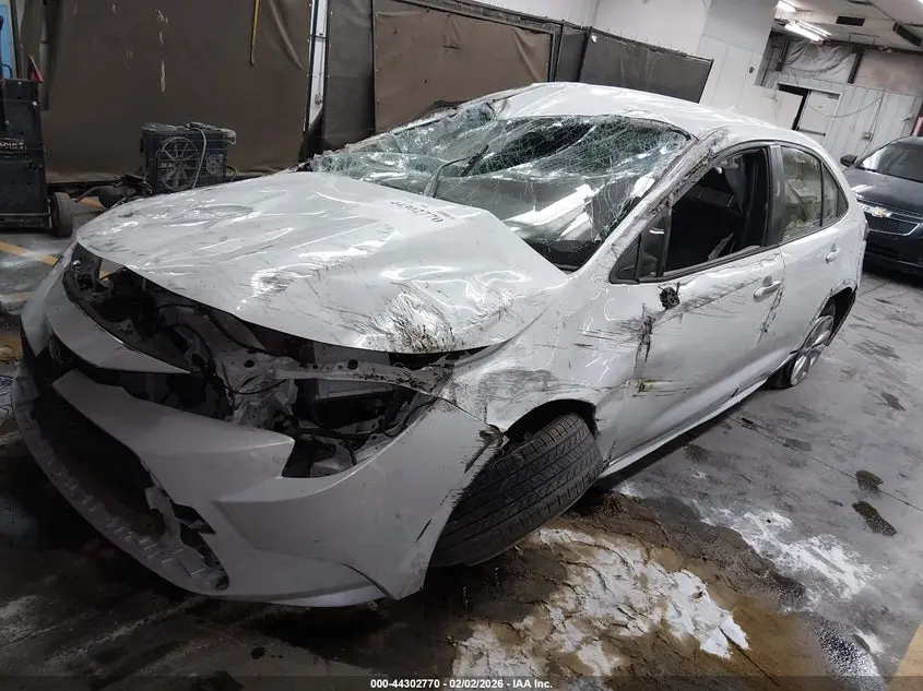 2024 TOYOTA COROLLA HYBRID LE