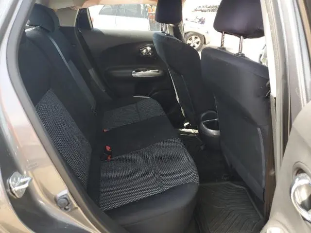 2016 NISSAN JUKE S  
