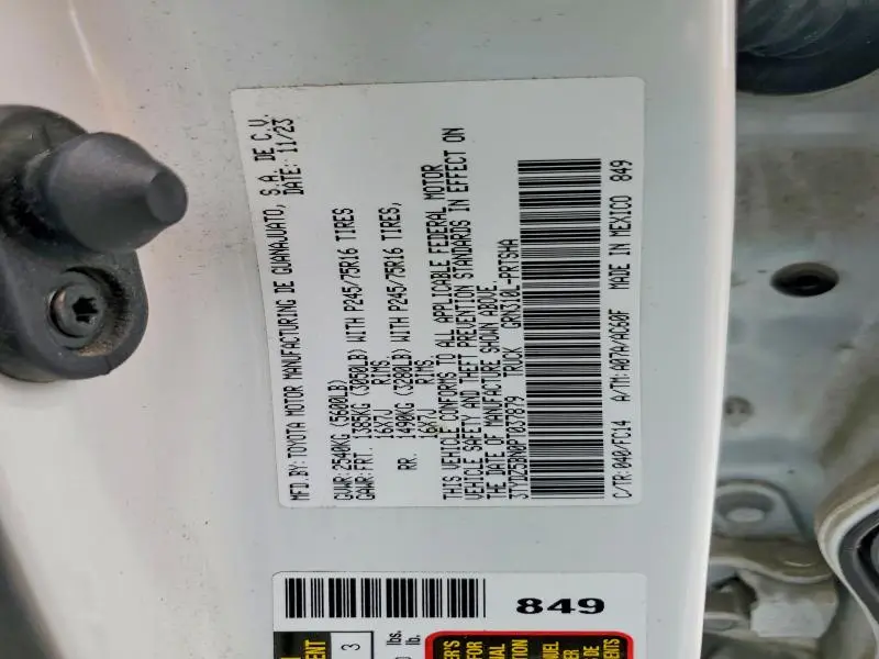 2023 TOYOTA TACOMA SR5 V6  