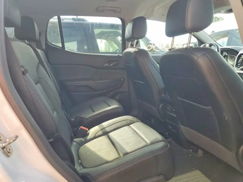 2021 GMC ACADIA SLT  