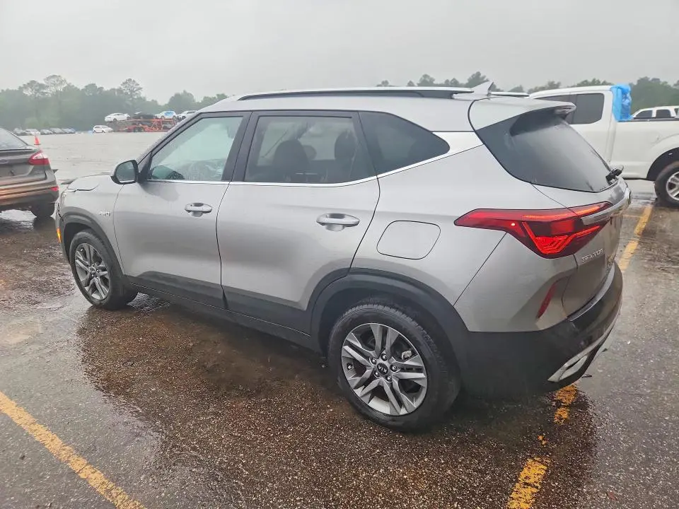 2021 KIA SELTOS S  