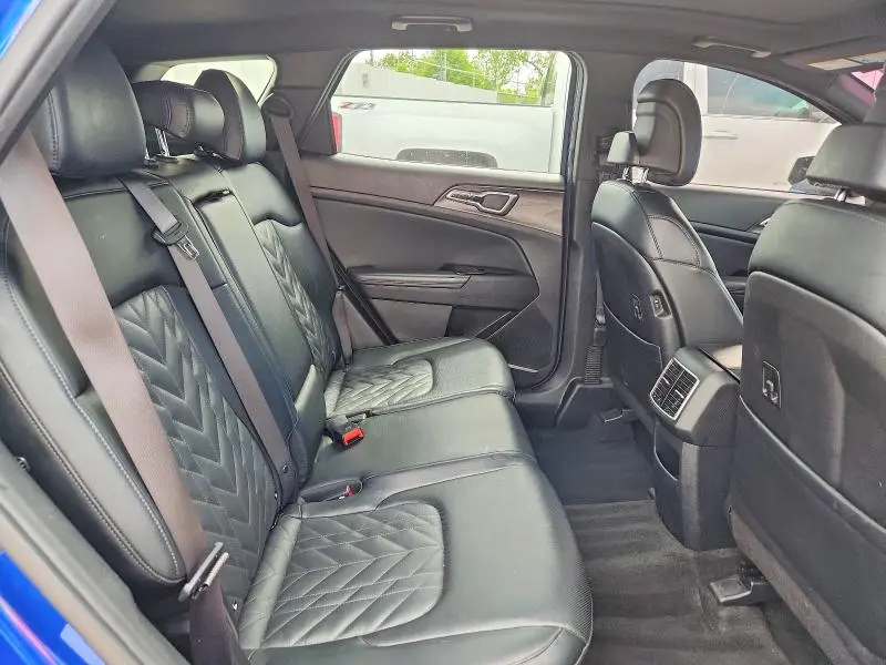 2023 KIA SPORTAGE X LINE  