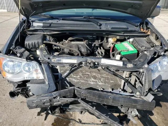 2010 CHRYSLER TOWN & COUNTRY TOURING  