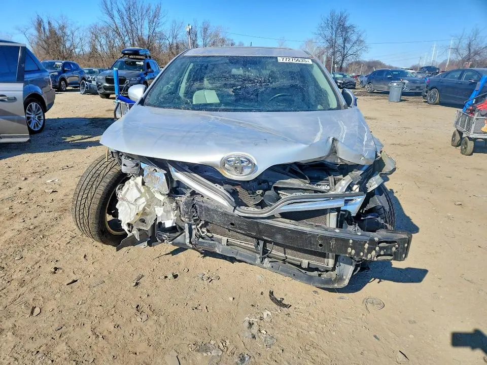 2011 TOYOTA VENZA   