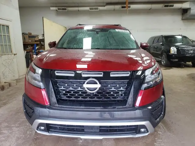 2023 NISSAN PATHFINDER SV  