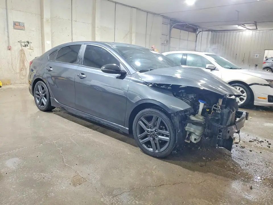2021 KIA FORTE GT LINE  