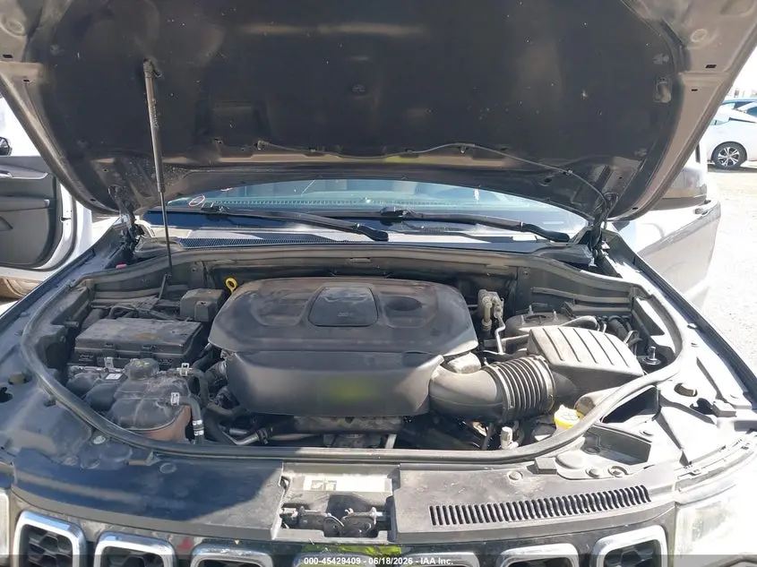 2019 JEEP GRAND CHEROKEE LAREDO E 4X4