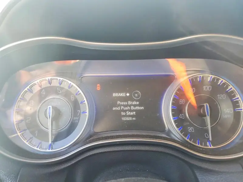 2016 CHRYSLER 300 LIMITED  
